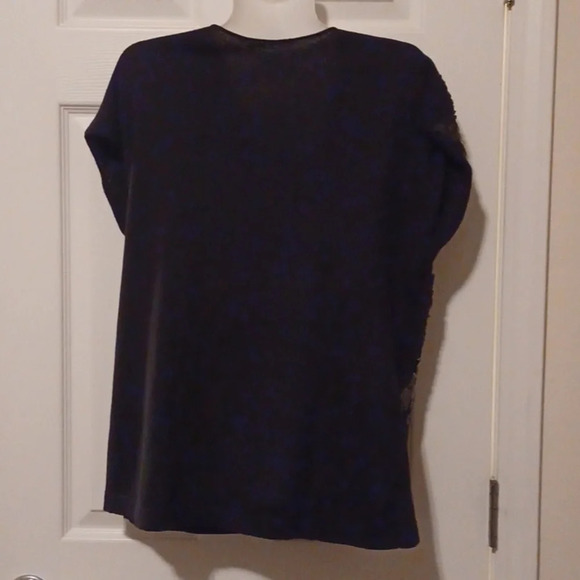 🌹Vneck sequence top - Picture 7 of 12